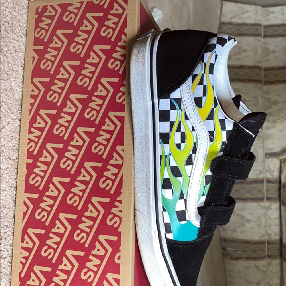 Flamed checkered vans